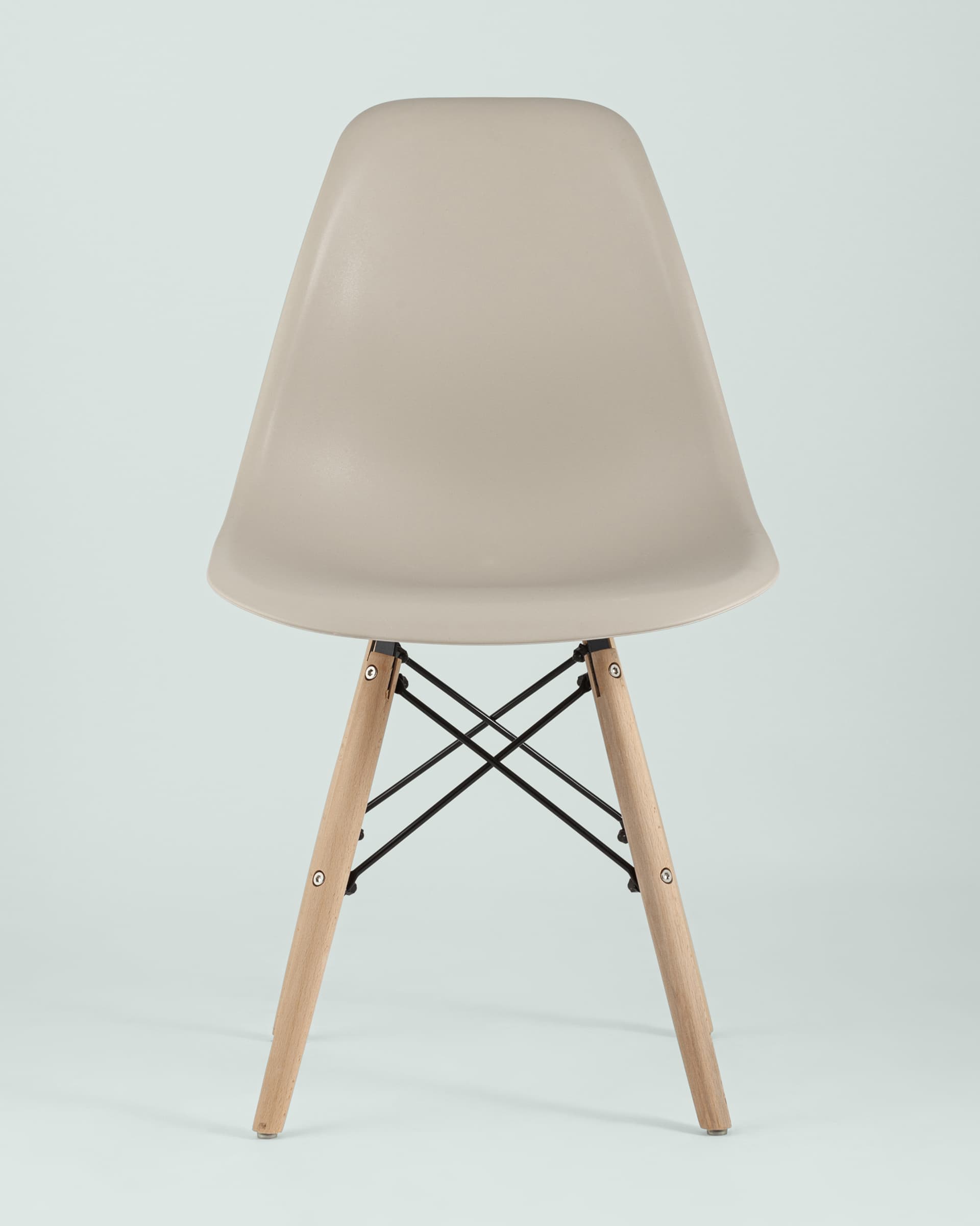 Стул Eames Style DSW бежевый (разборный каркас) из Италии