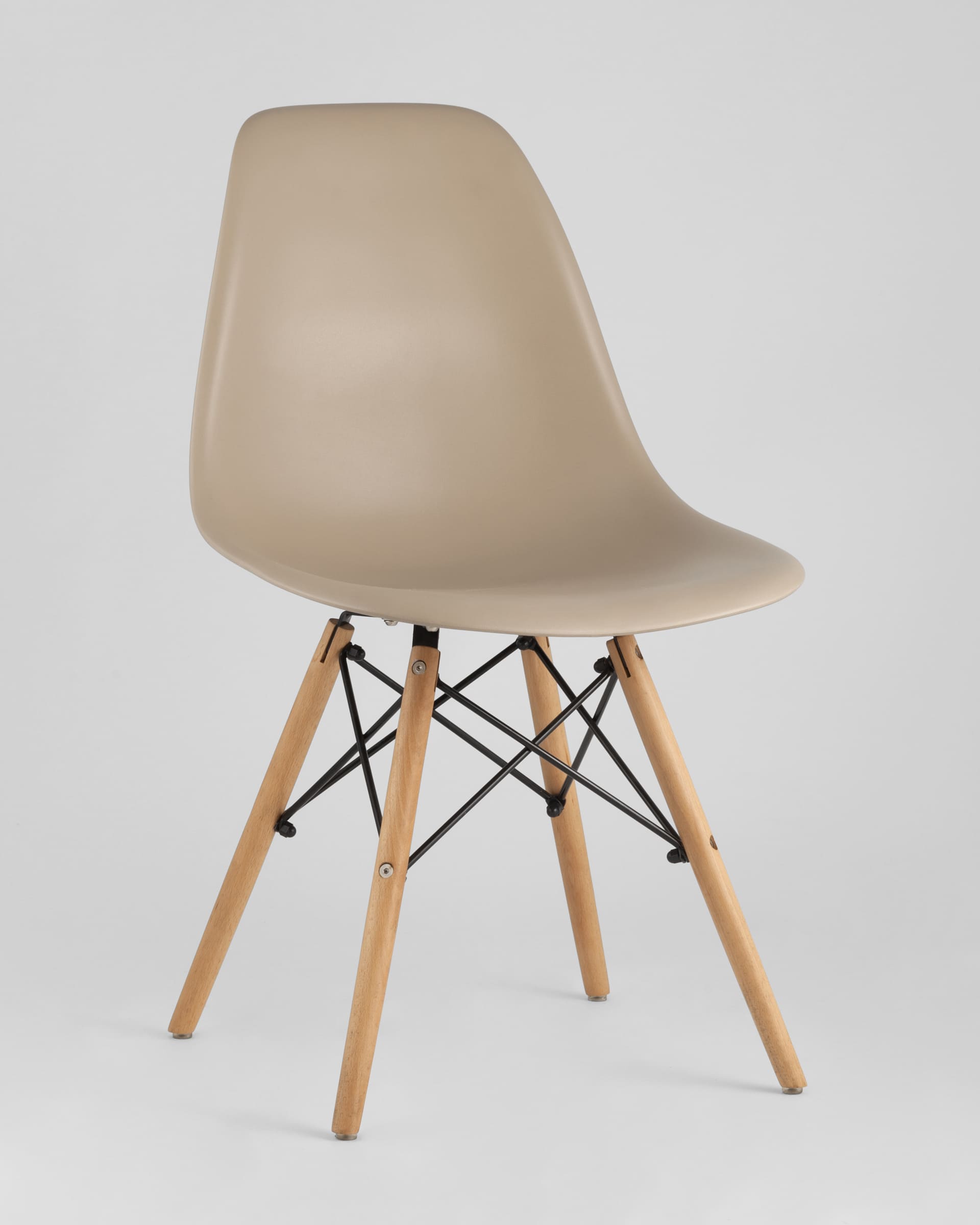 Стул Eames DSW бежевый x4 из Италии