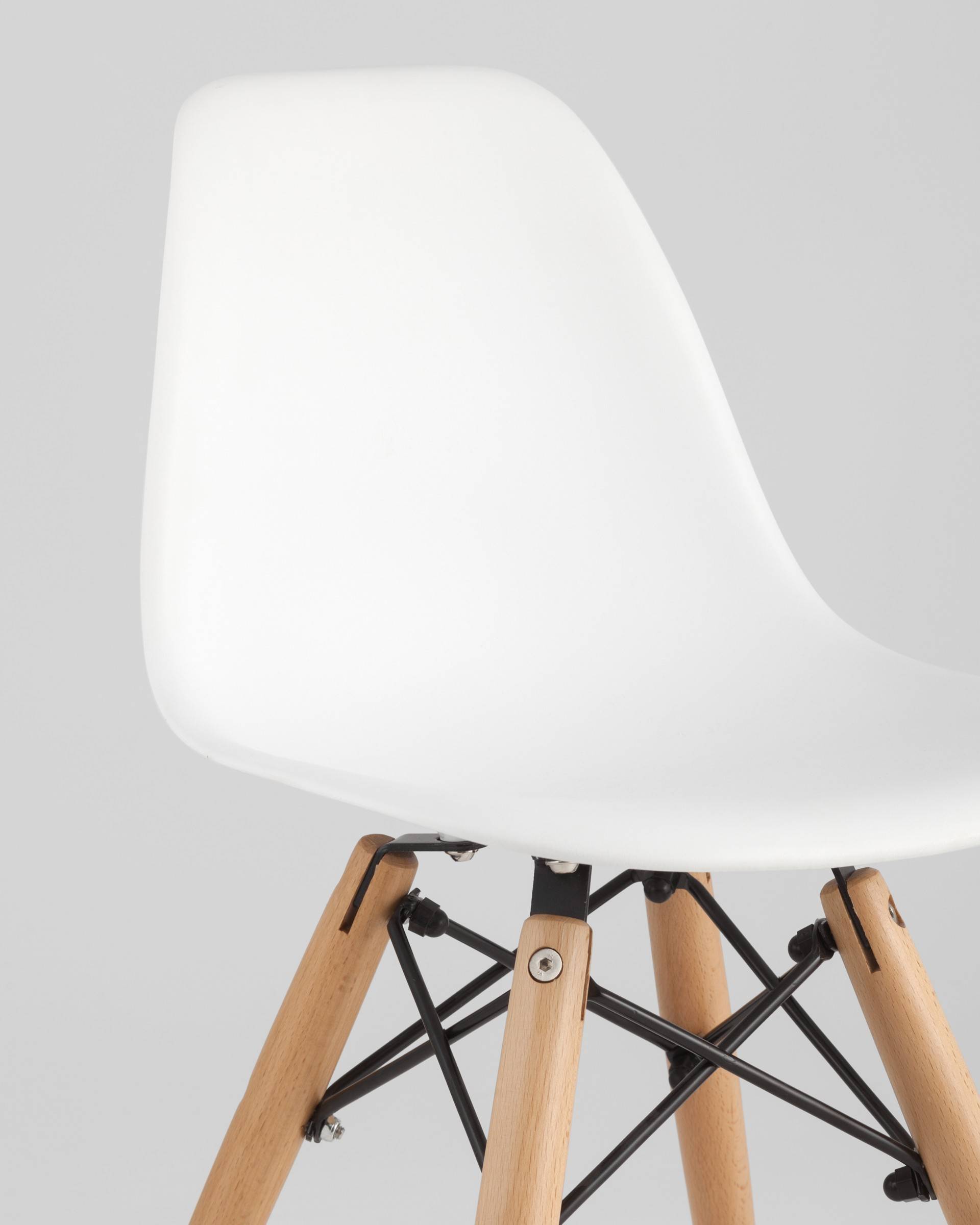 Стул Eames DSW детский белый из Италии