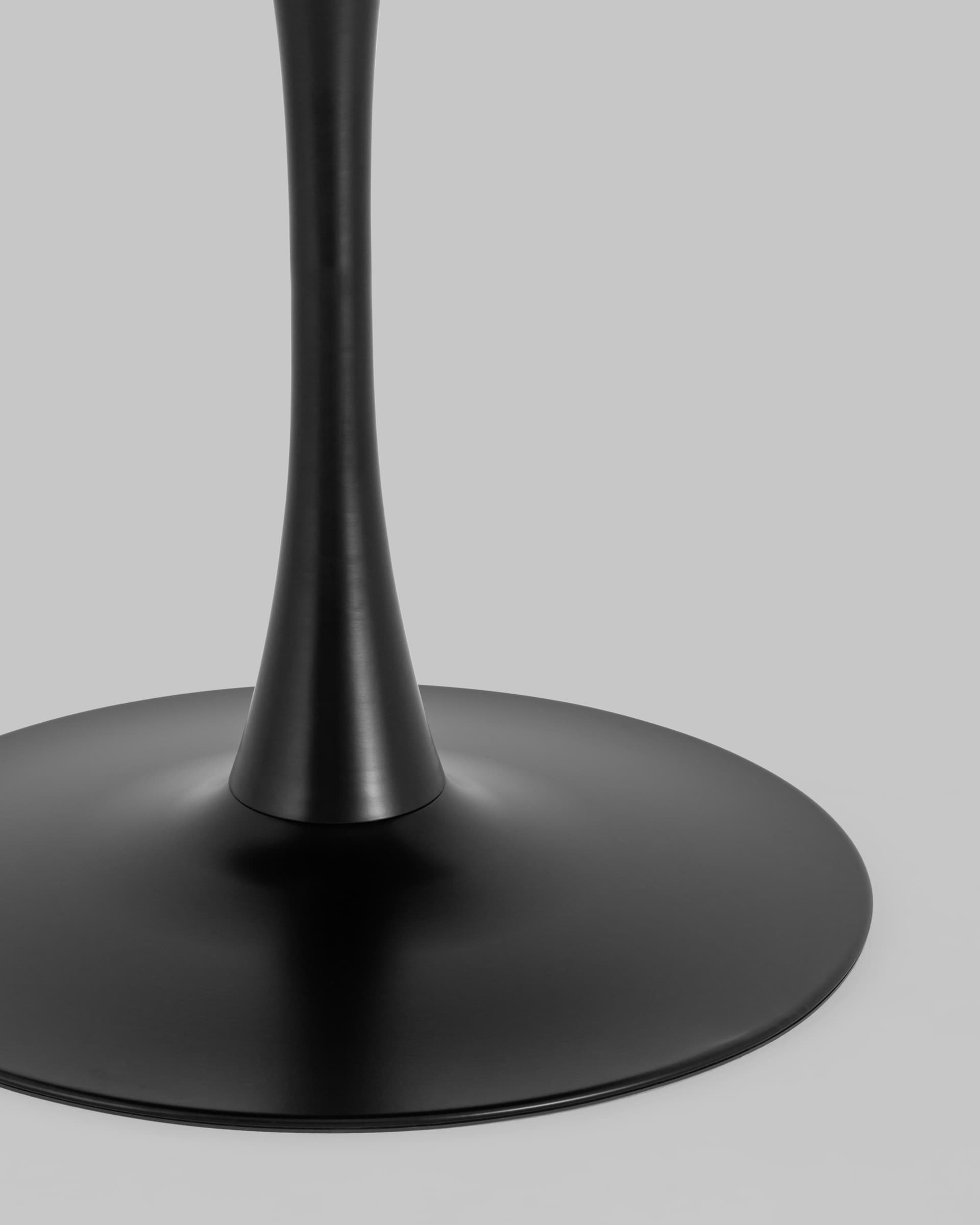 Стол обеденный Strong Square 90х90 темный орех из Италии