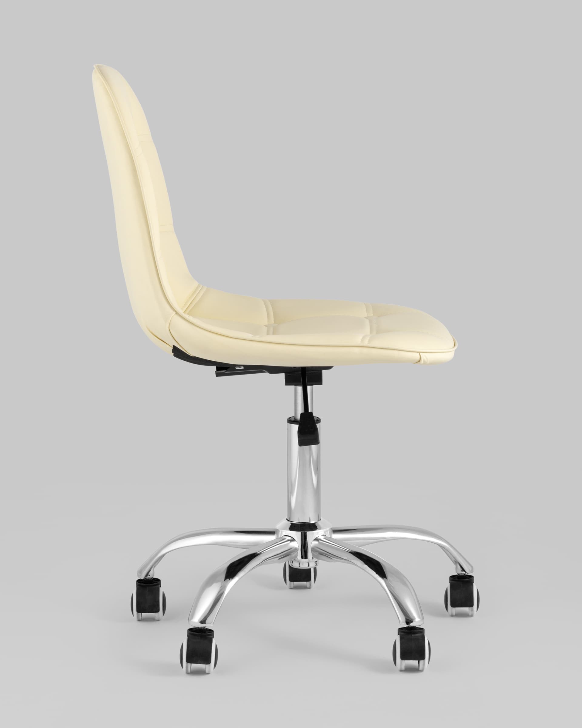 Стул офисный Тейлор экокожа бежевый из Италии