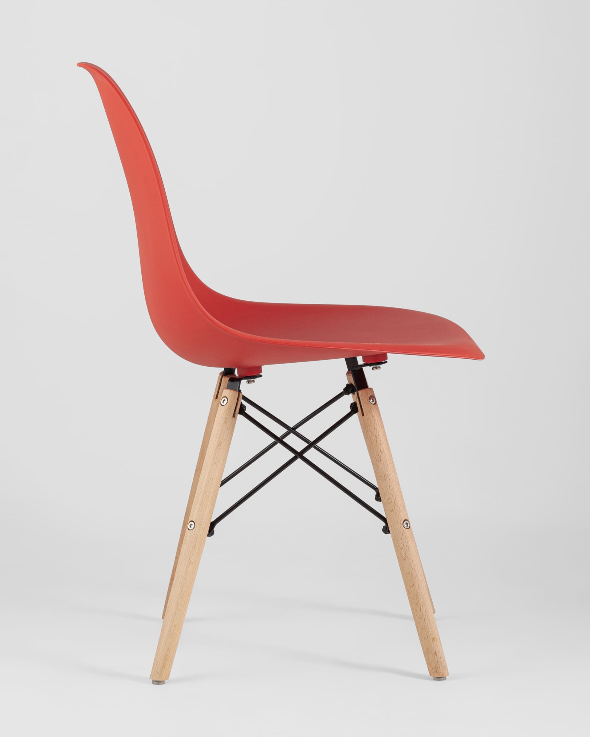 Стул Eames Style DSW красный x4 из Италии