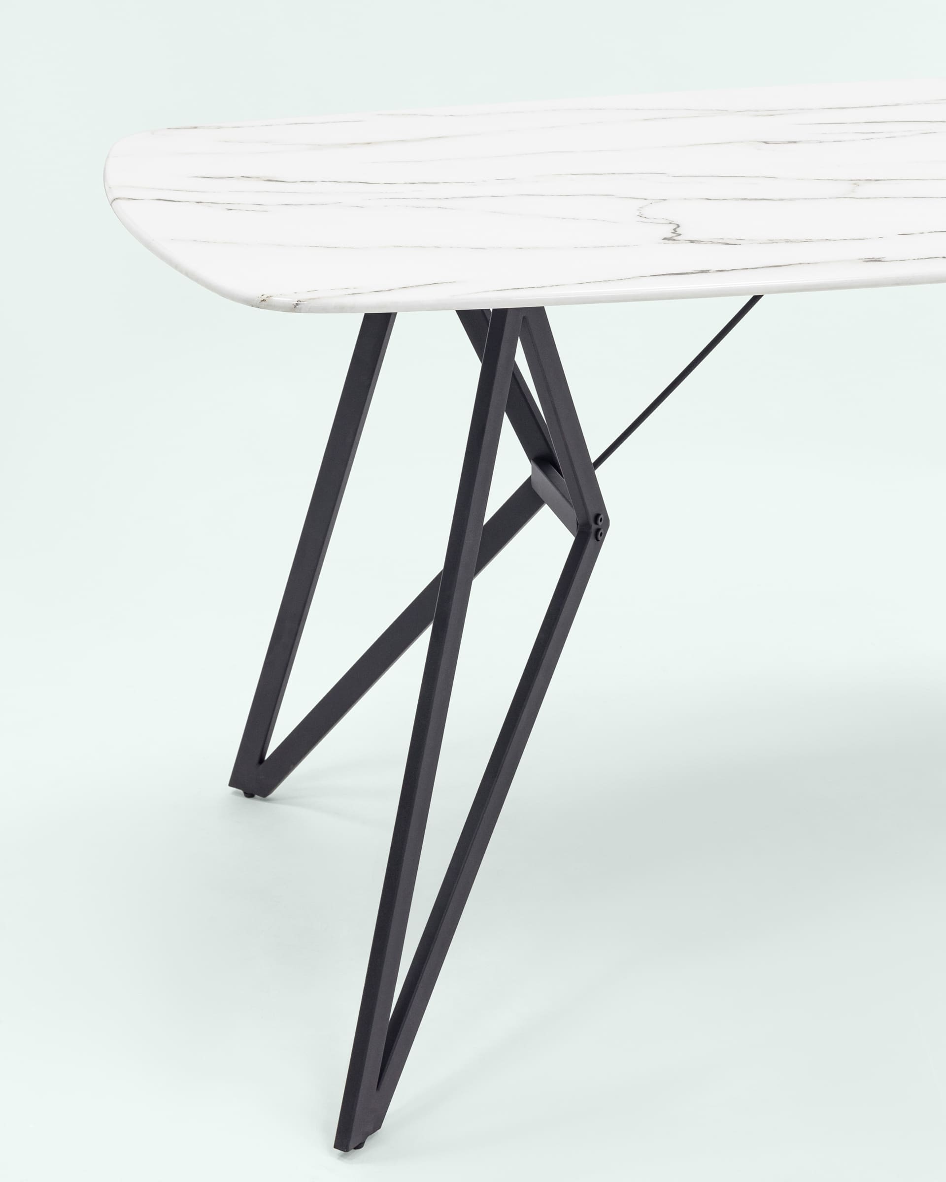 Стол обеденный Денвер 140*90 белый стеклянный из Италии