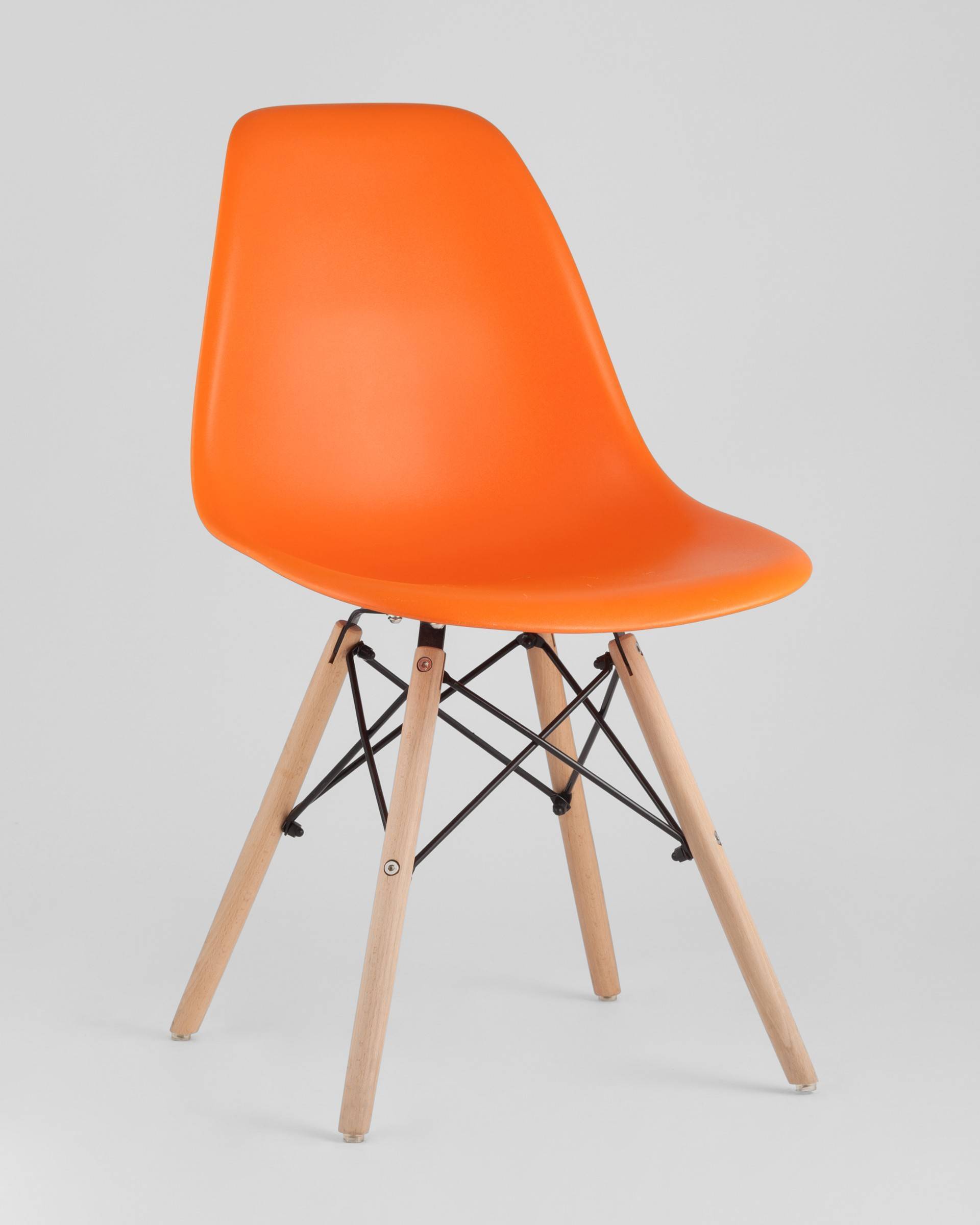 Стул Eames DSW оранжевый из Италии