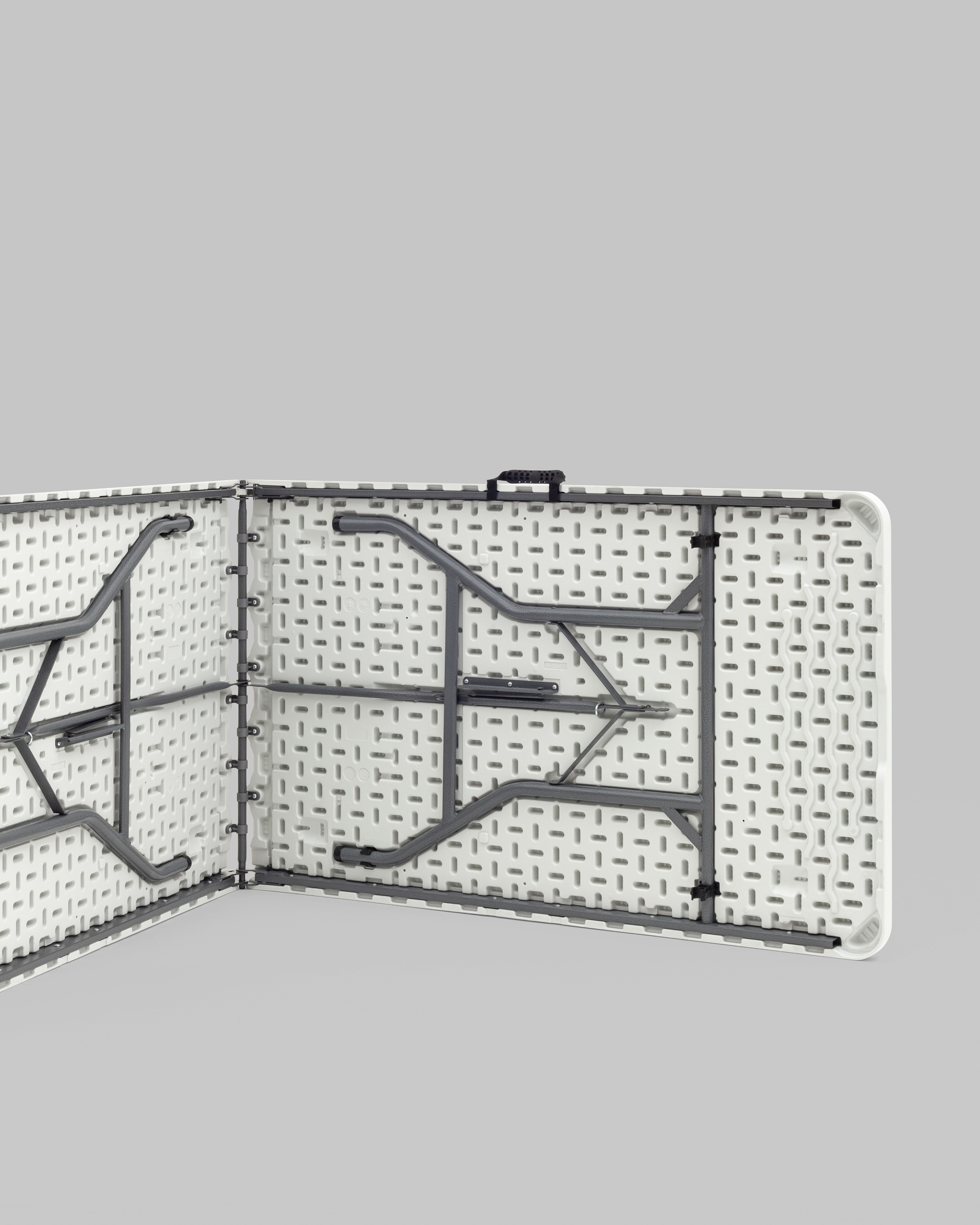 Стол складной чемодан пластиковый Кейт 240 из Италии