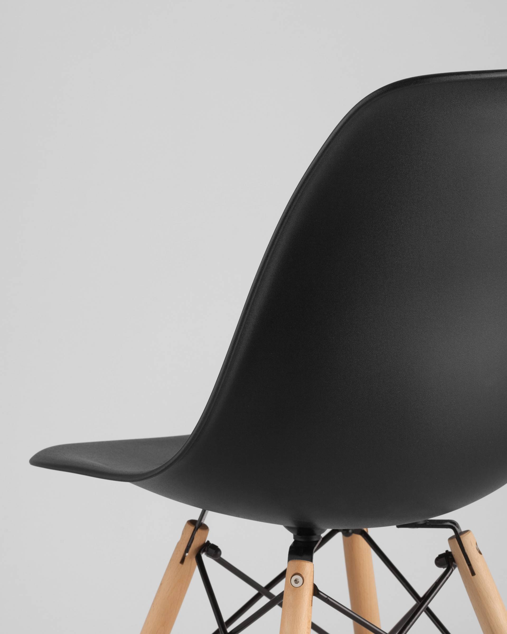 Стул Eames Style DSW черный x4 из Италии