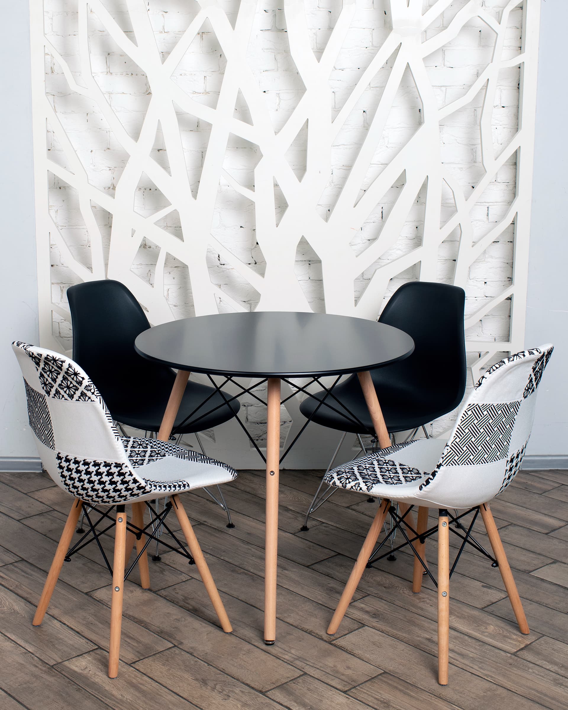 Стул Eames DSR черный из Италии