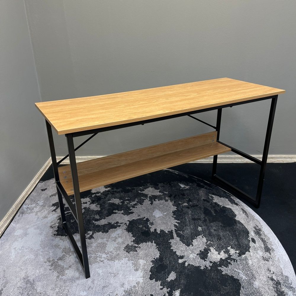 Компьютерный стол LUCIA H475 Дуб натуральный / черный каркас M-city из Италии