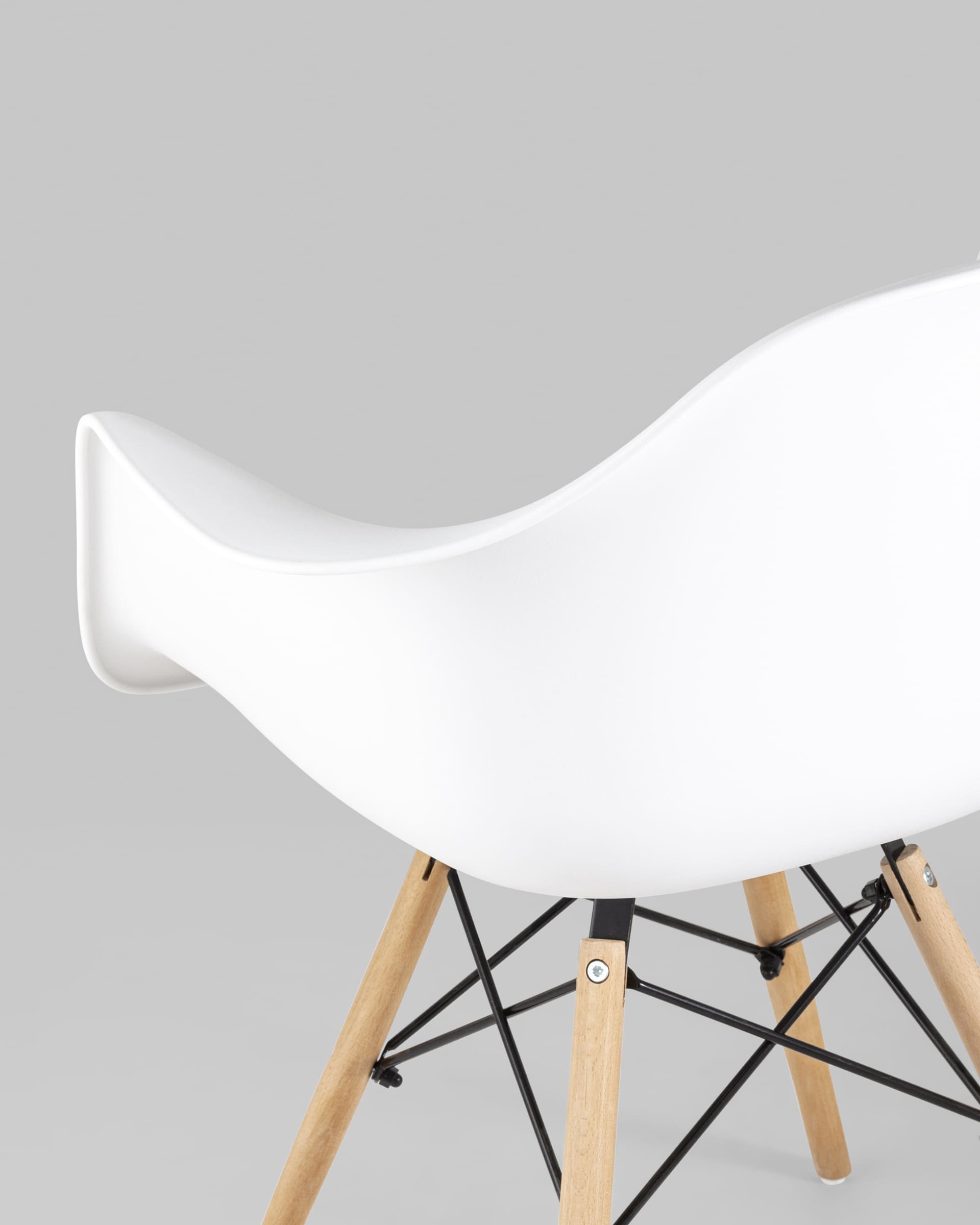 Стул Eames DAW белый из Италии