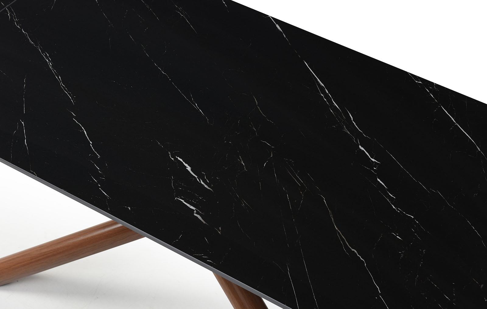 Стол раскладной Ravenna 140-180, черная керамика/орех из Италии