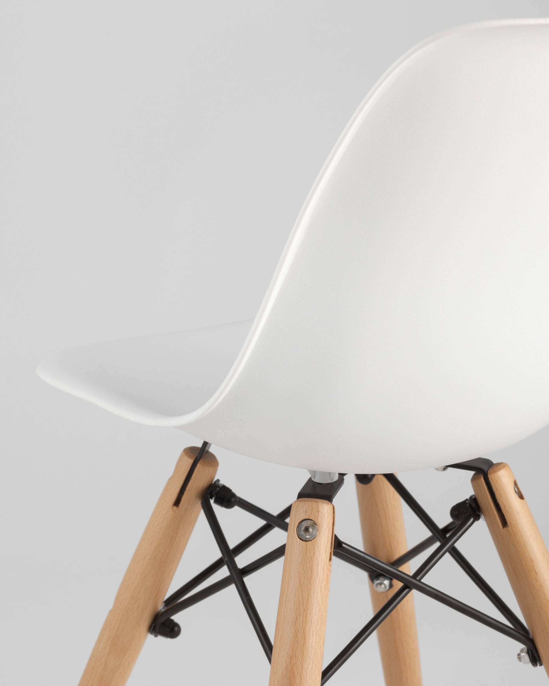 Стул Eames DSW детский белый из Италии