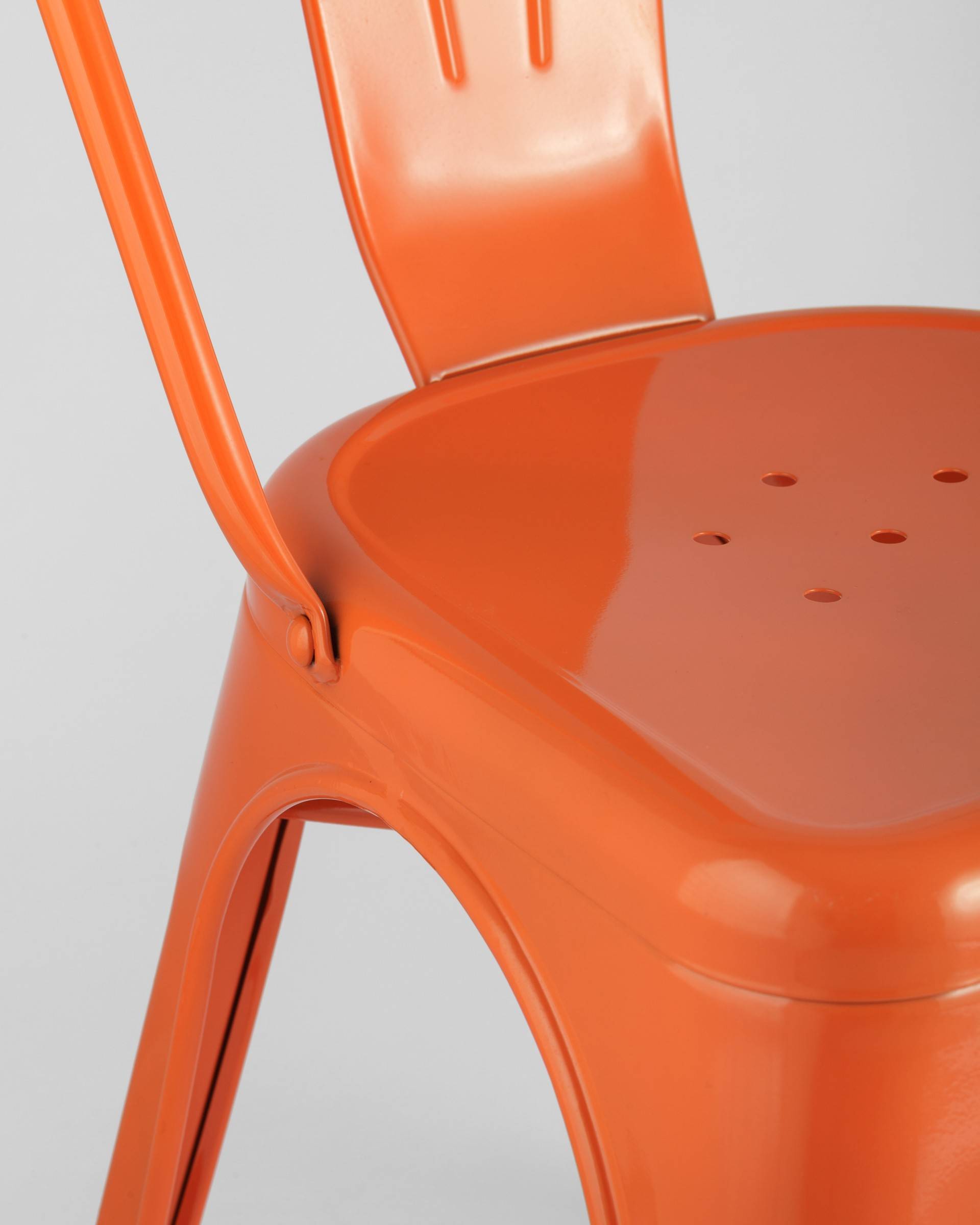 Стул TOLIX оранжевый глянцевый из Италии